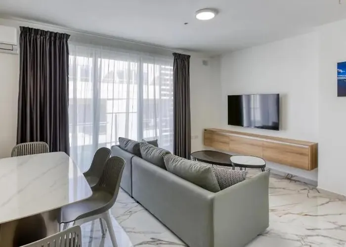 Bright & Modern 2-bedroom - By Hostmt